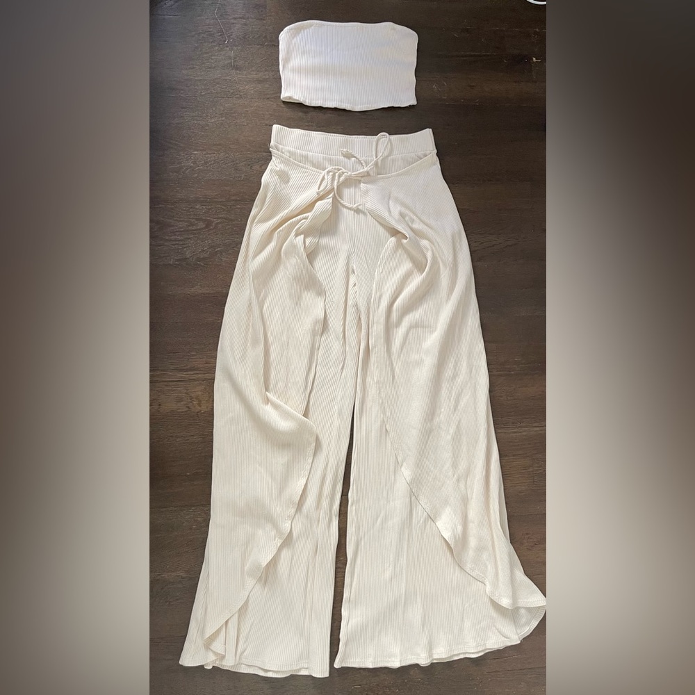 Free People Beach flare pants 2-piece set Beige